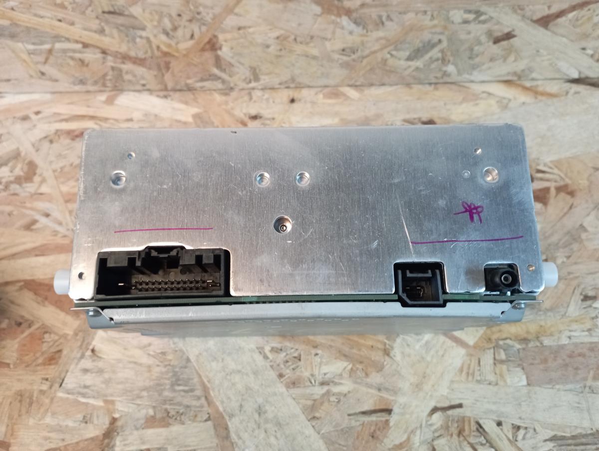 Kit Auto-rádio FORD Focus III Imagem-3