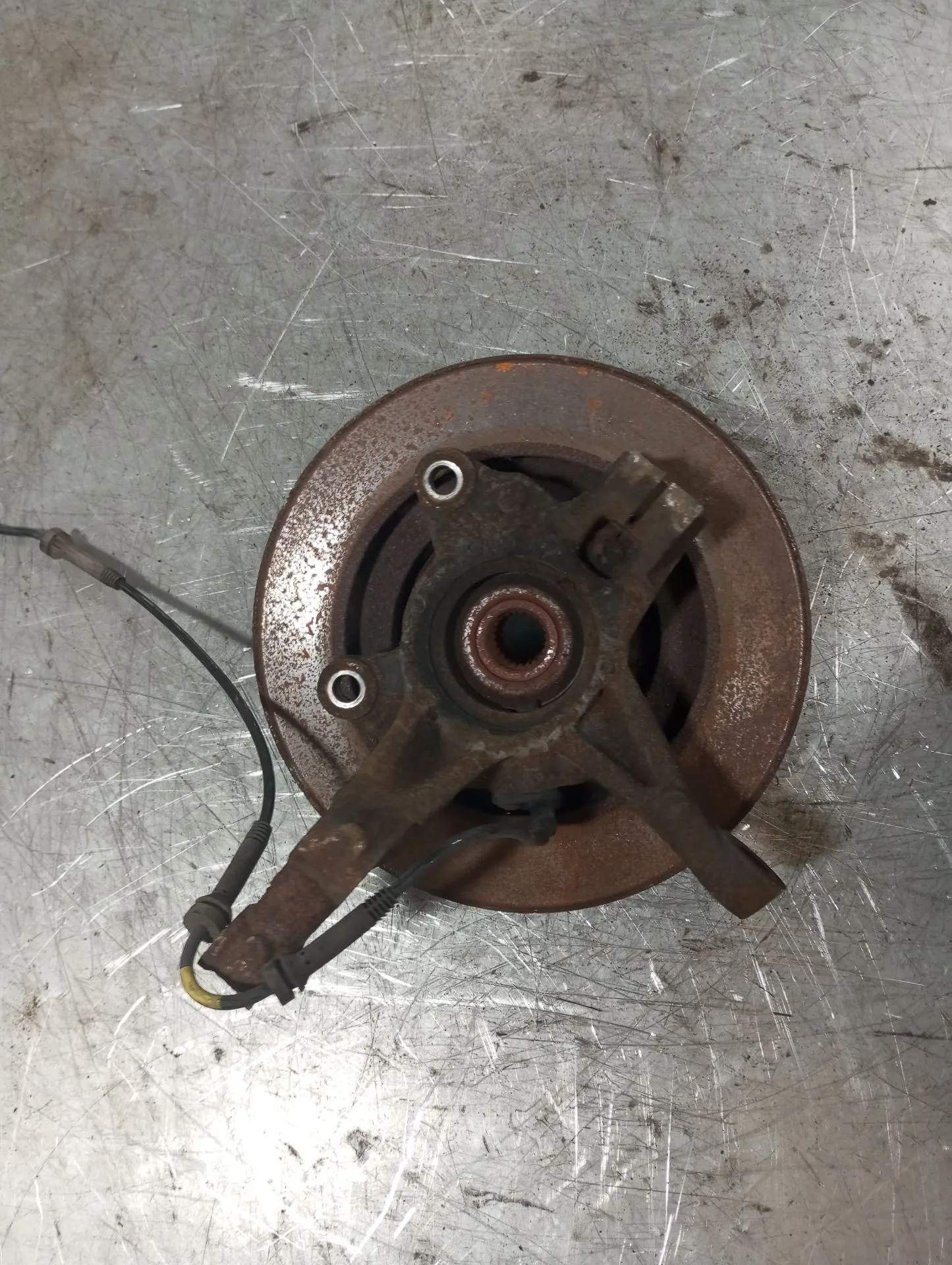 Fusée avant gauche DACIA Logan II Sedan (4S_) Imagem-1