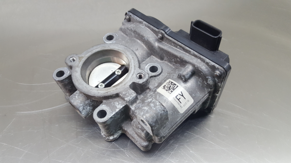 Throttle body RENAULT Megane III (BZ0_)