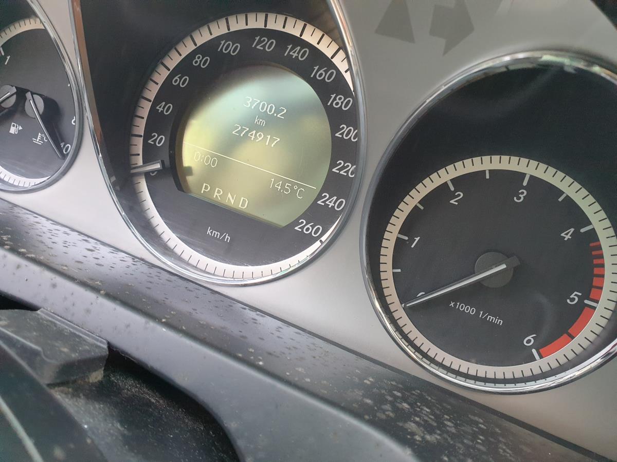 Quadrante / painel de instrumentos MERCEDES-BENZ Classe C Carrinha (S204)