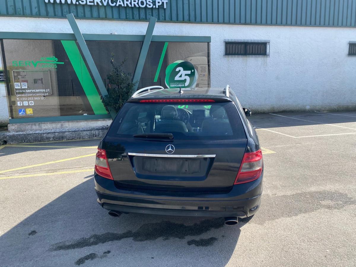 Rear bumper reinforcement MERCEDES-BENZ Classe C Carrinha (S204)