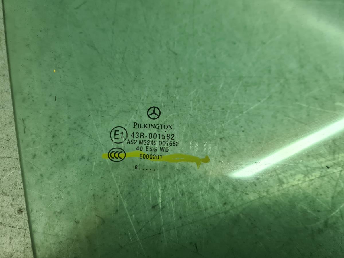 Right front door glass MERCEDES-BENZ Classe C Carrinha (S204) Imagem-1