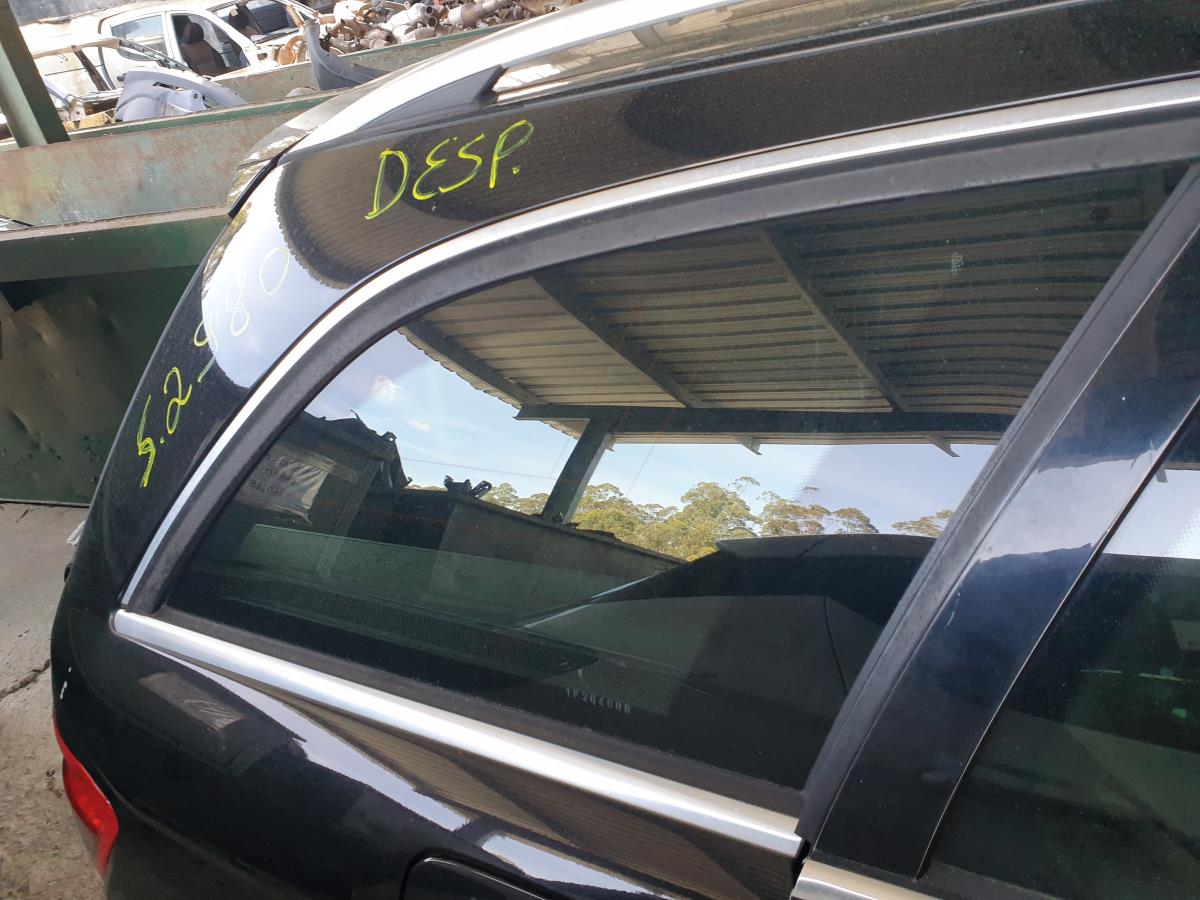 Right rear quarter glass MERCEDES-BENZ Classe C Carrinha (S204)