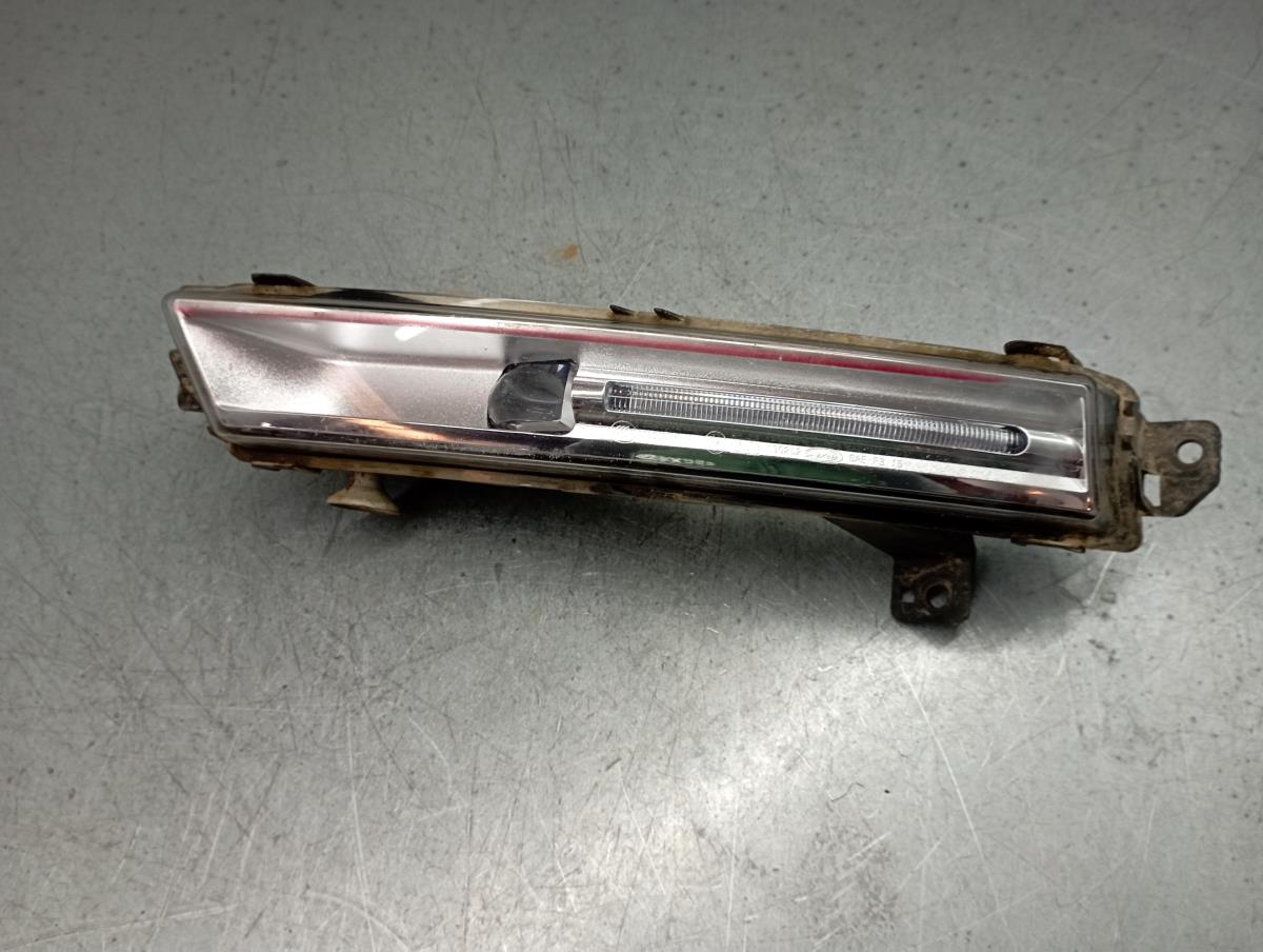 Left front fog light JAGUAR F-Pace (X761)