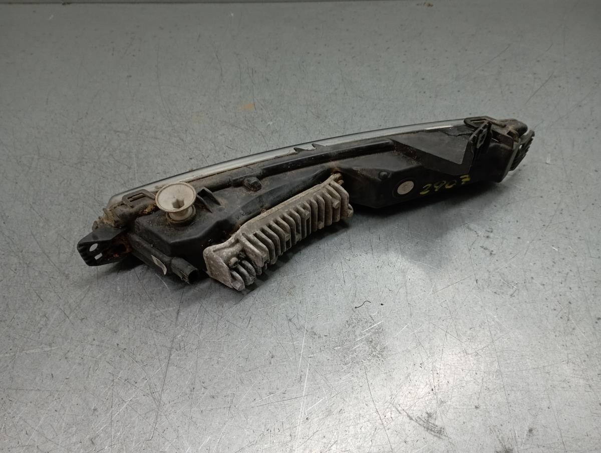 Feu antibrouillard Avant Gauche JAGUAR F-Pace (X761) Imagem-2