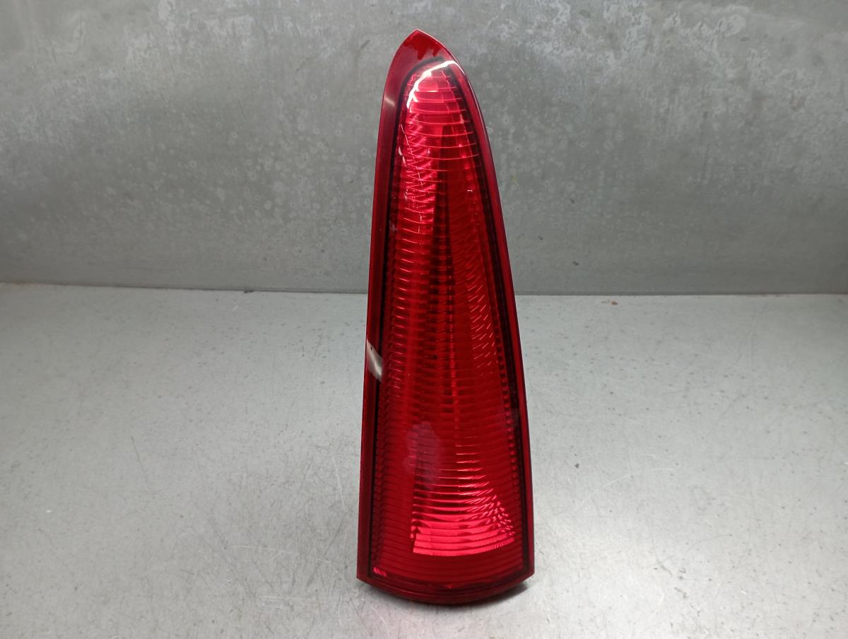 Reflector Trasero Izquierdo RENAULT Kangoo (KW0/1_)