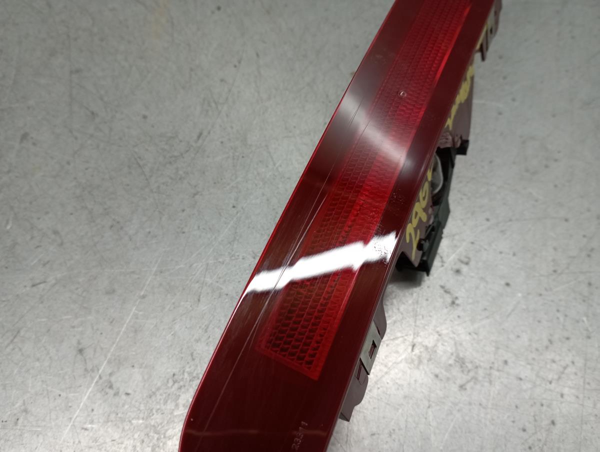 Additional stop light / 3rd stop light DACIA Sandero III Imagem-1