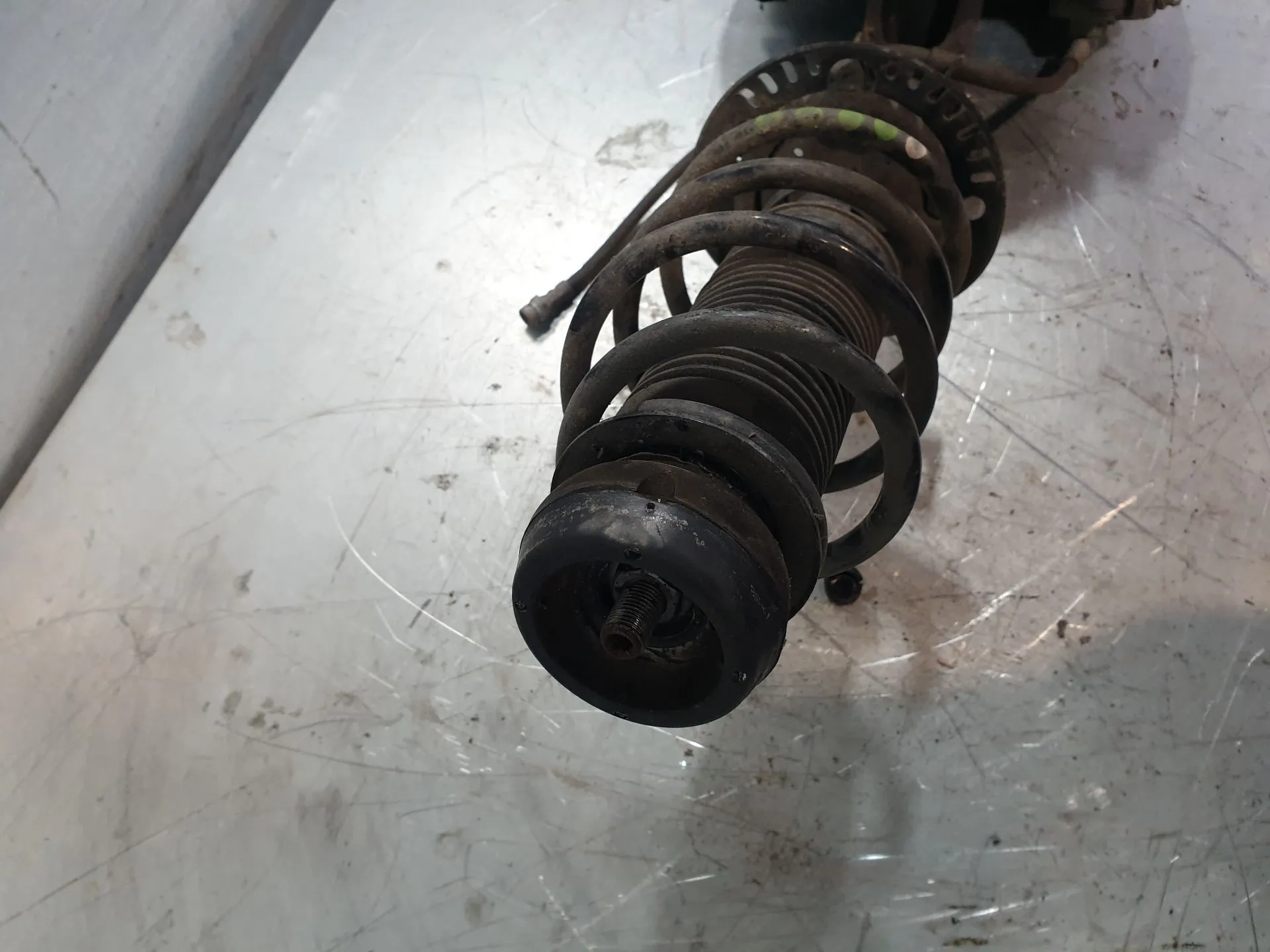 Ammortizzatore Anteriore Sinistro SKODA Fabia III Hatchback (NJ3) Imagem-1