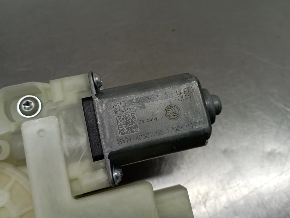 Elevalunas trasero izquierdo SKODA Fabia III Hatchback (NJ3) Imagem-2