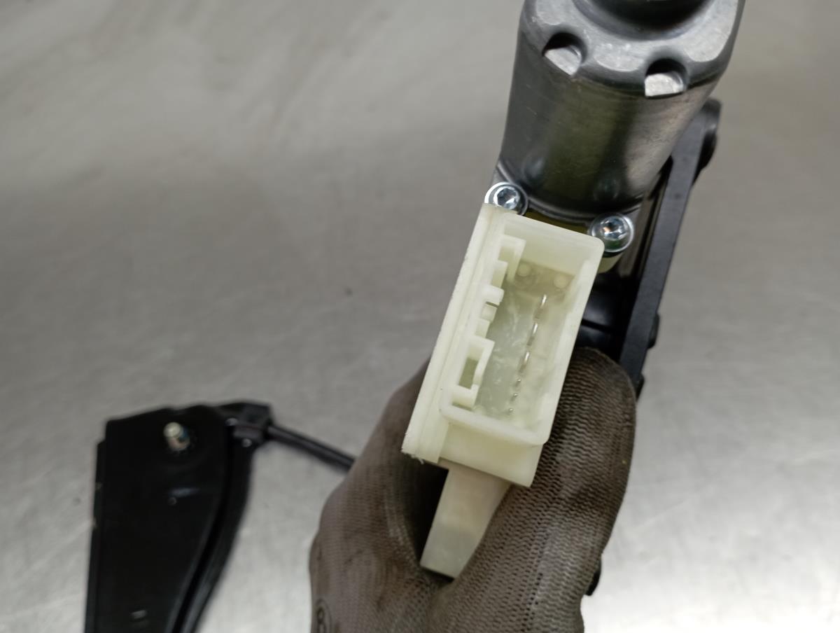 Elevalunas trasero izquierdo SKODA Fabia III Hatchback (NJ3) Imagem-3