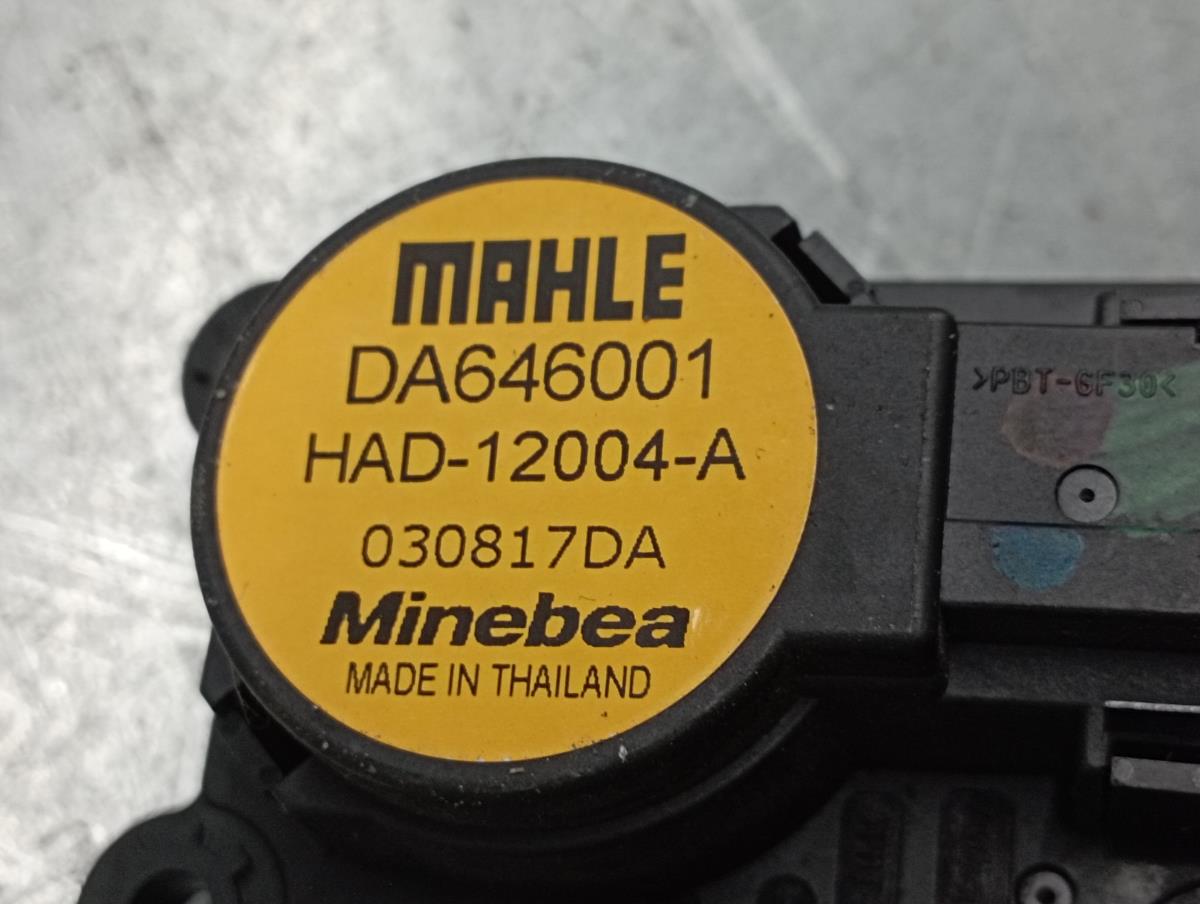 Motor del compuerta de la calefacción OPEL Astra K Imagem-3
