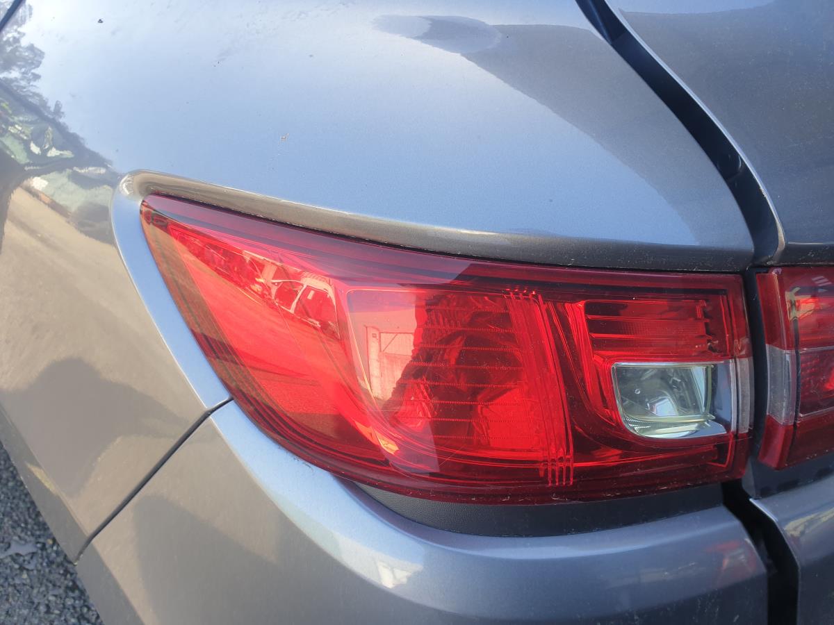 Left Tail light RENAULT Clio IV (BH_)