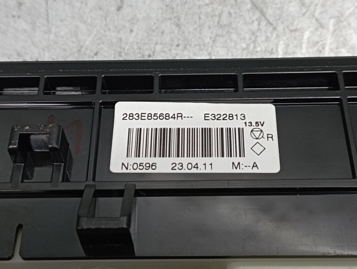 Warning Switch DACIA Sandero III Imagem-3