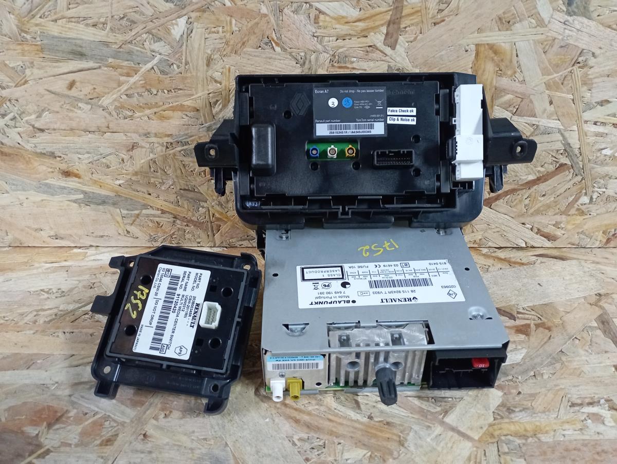 Kit Auto-rádio RENAULT Megane CC (EZ0/1_) Imagem-1