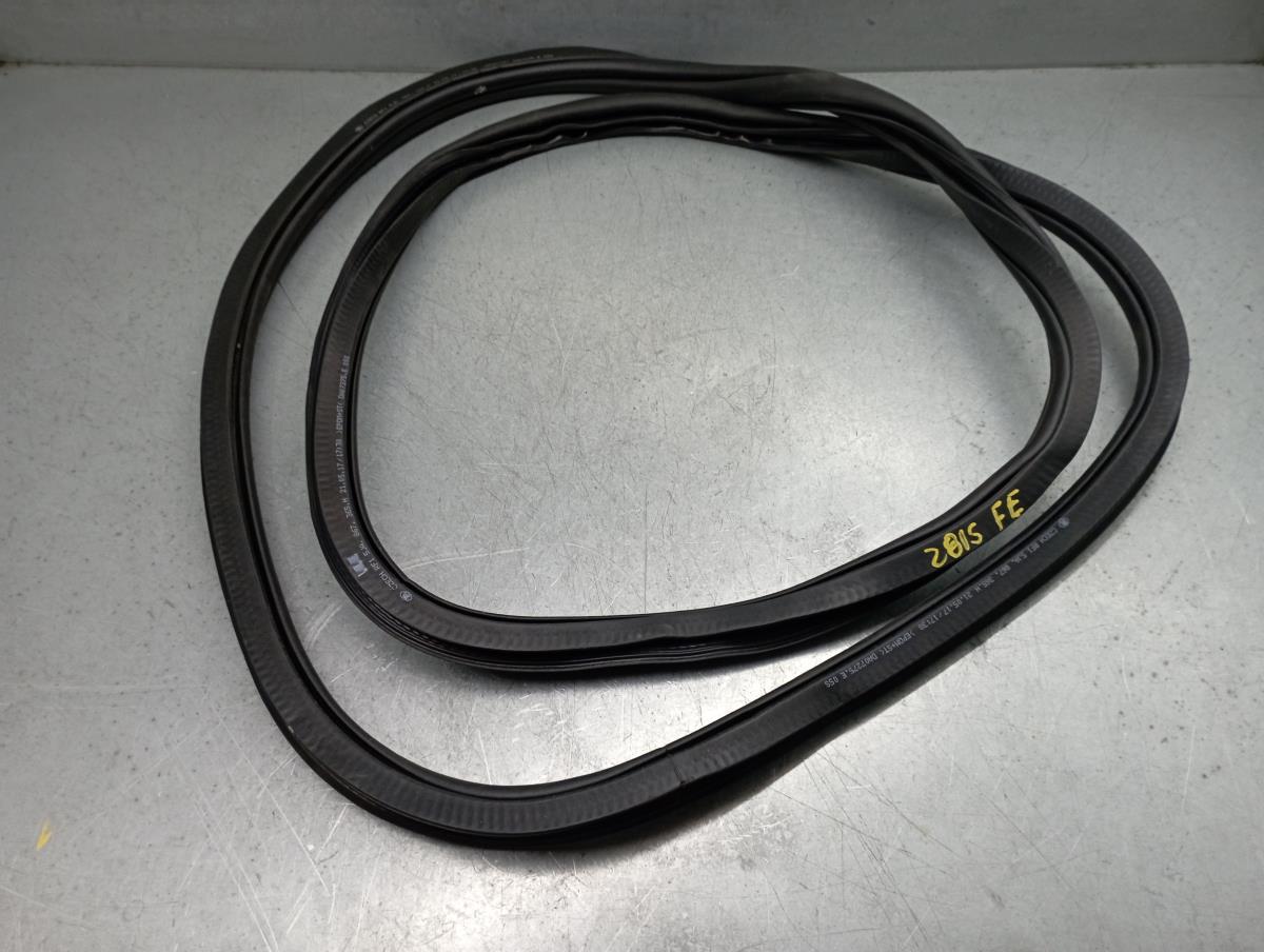 Left front door trim SKODA Rapid Spaceback (NH1)