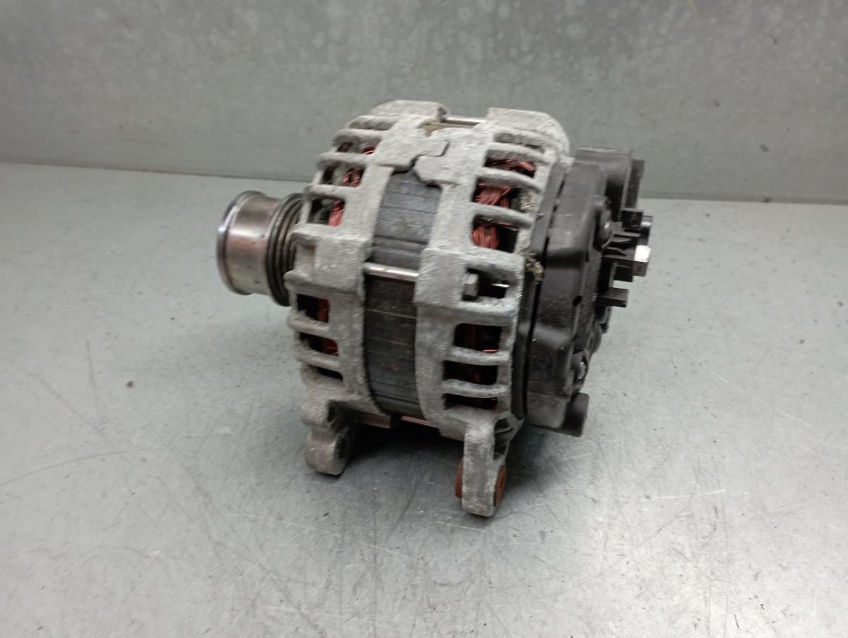 Alternador VOLKSWAGEN T-Roc (A11) Imagem-1