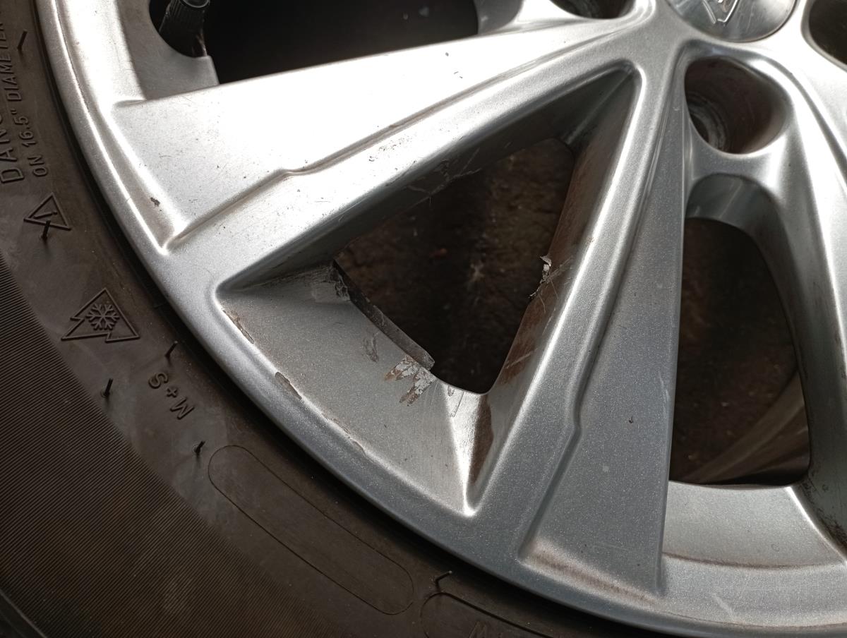 Cerchio Anteriore Destro PEUGEOT 308 II Imagem-1