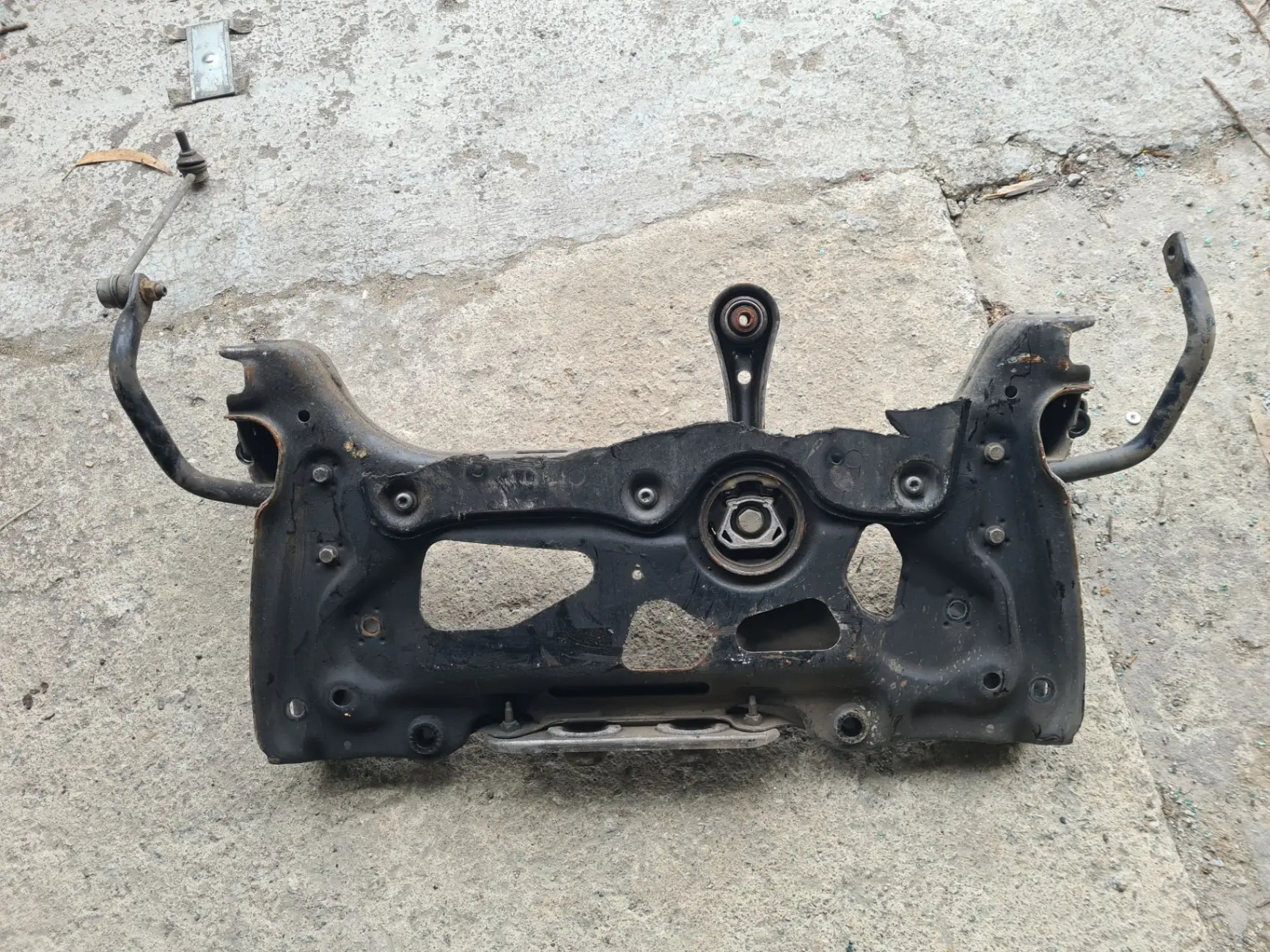 Subchasis delantero VOLKSWAGEN Golf VII (5G1, BQ1, BE1, BE2) Imagem-2
