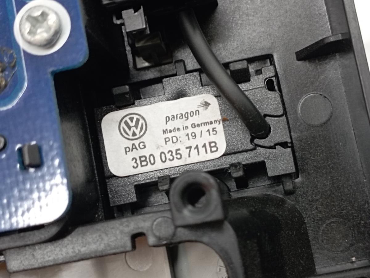 Plafón Delantero VOLKSWAGEN Golf VII (5G1, BQ1, BE1, BE2) Imagem-2