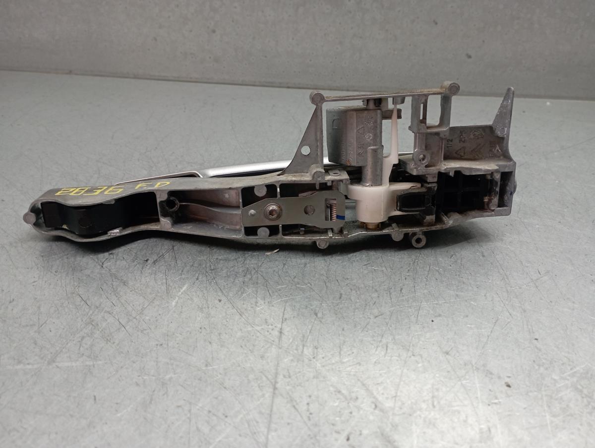 Right front door handle PEUGEOT 208 Imagem-3