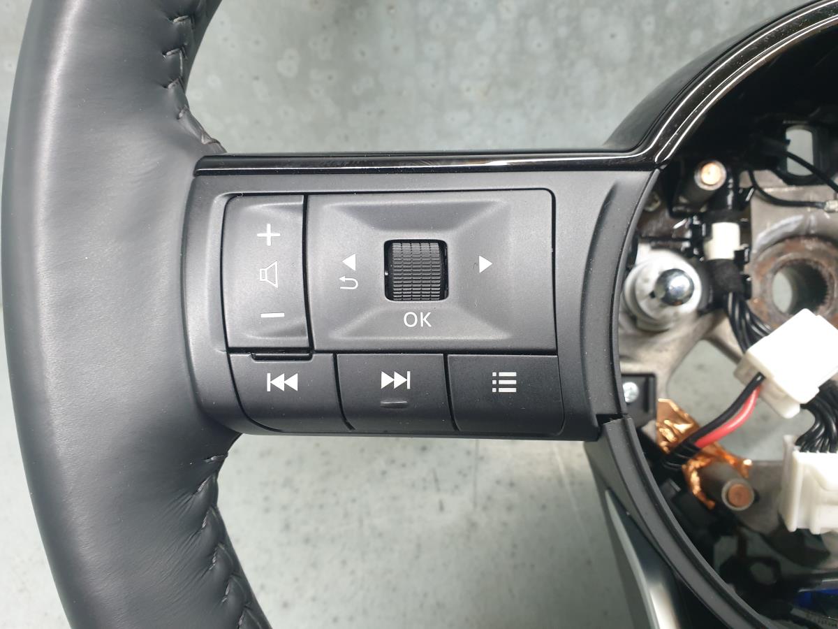 Volante NISSAN Qashqai III (J12) Imagem-1