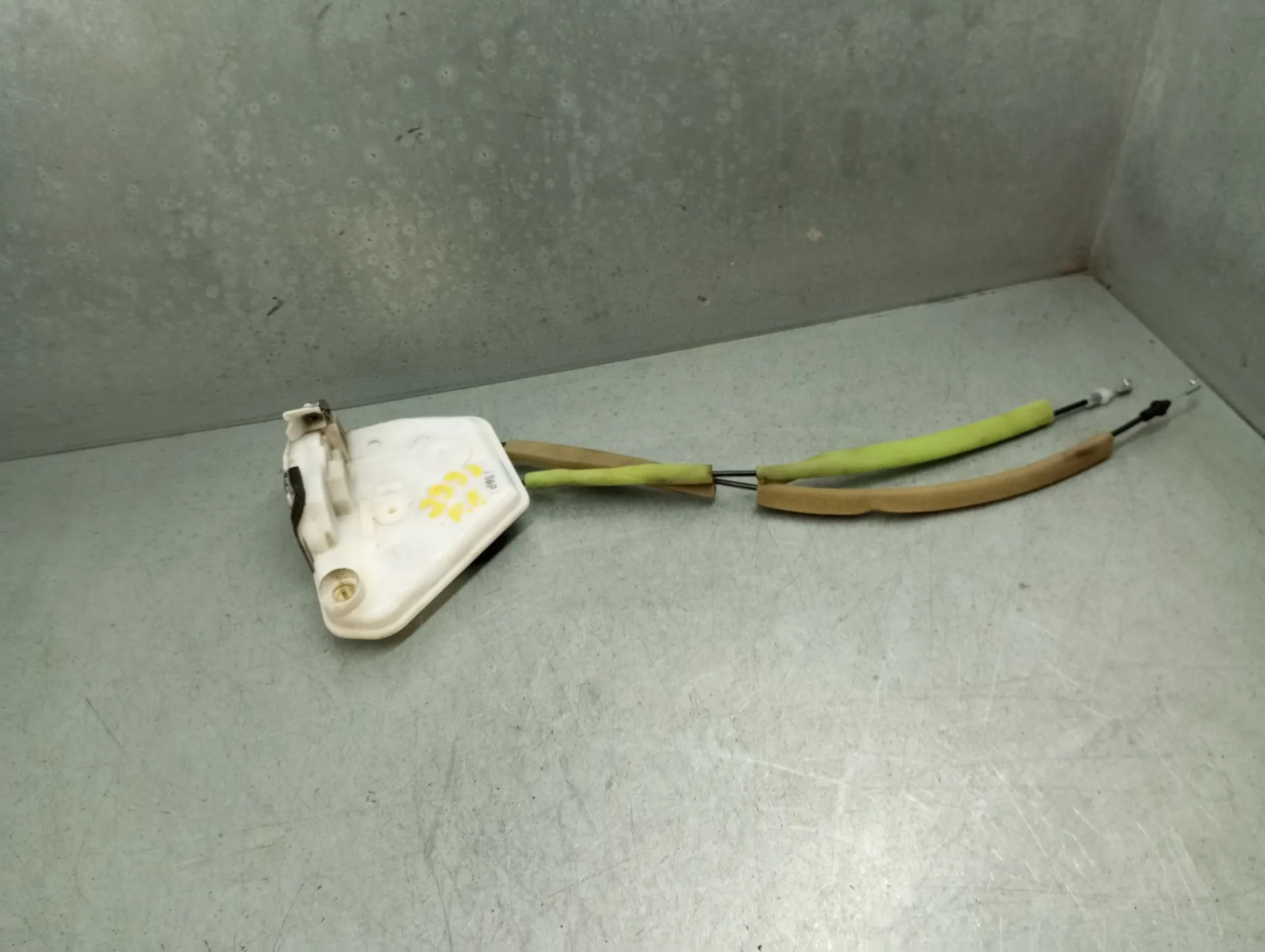 Serrure Avant Gauche MAZDA 3 (BM)