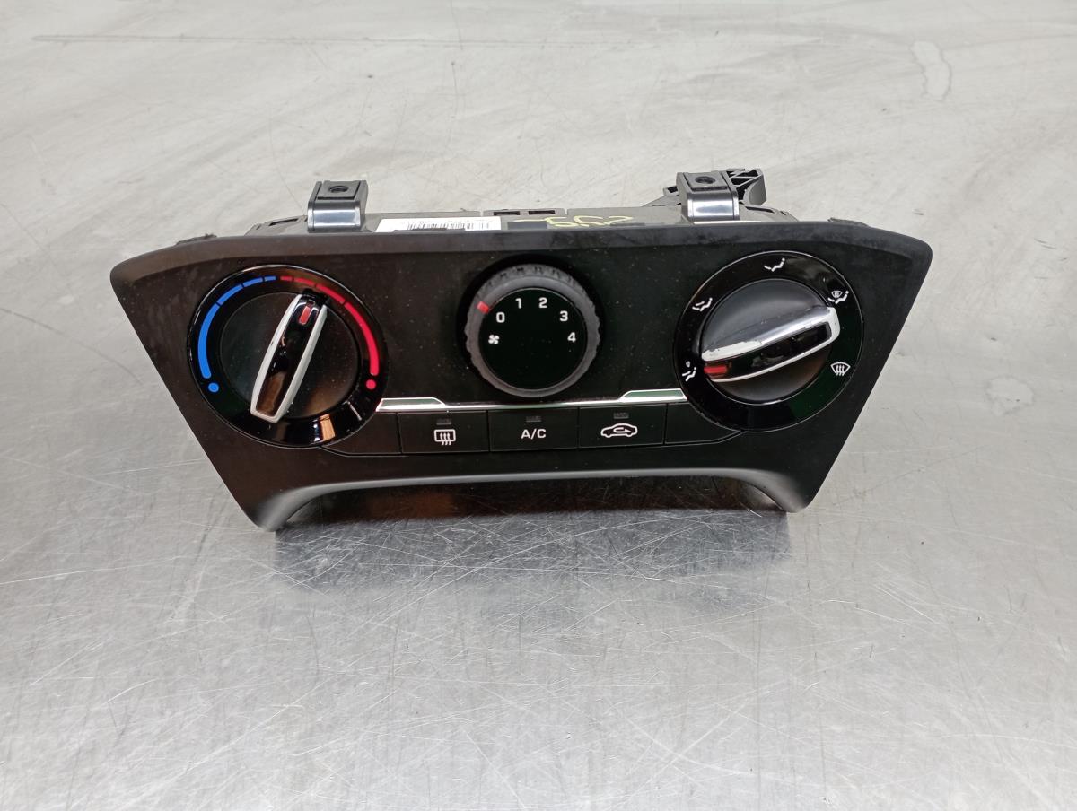 Commande chauffage HYUNDAI i20 (GB)
