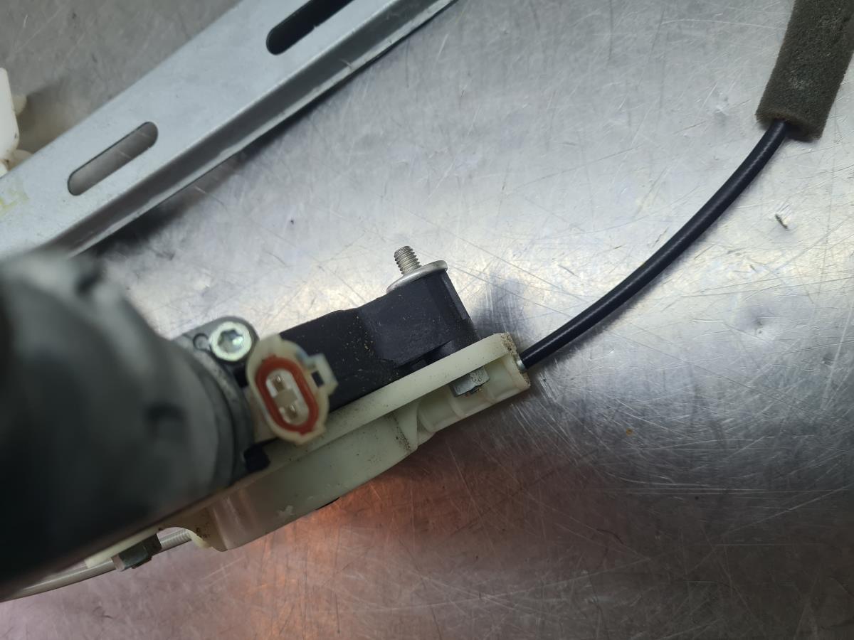 Left rear window regulator HYUNDAI i20 (GB) Imagem-3