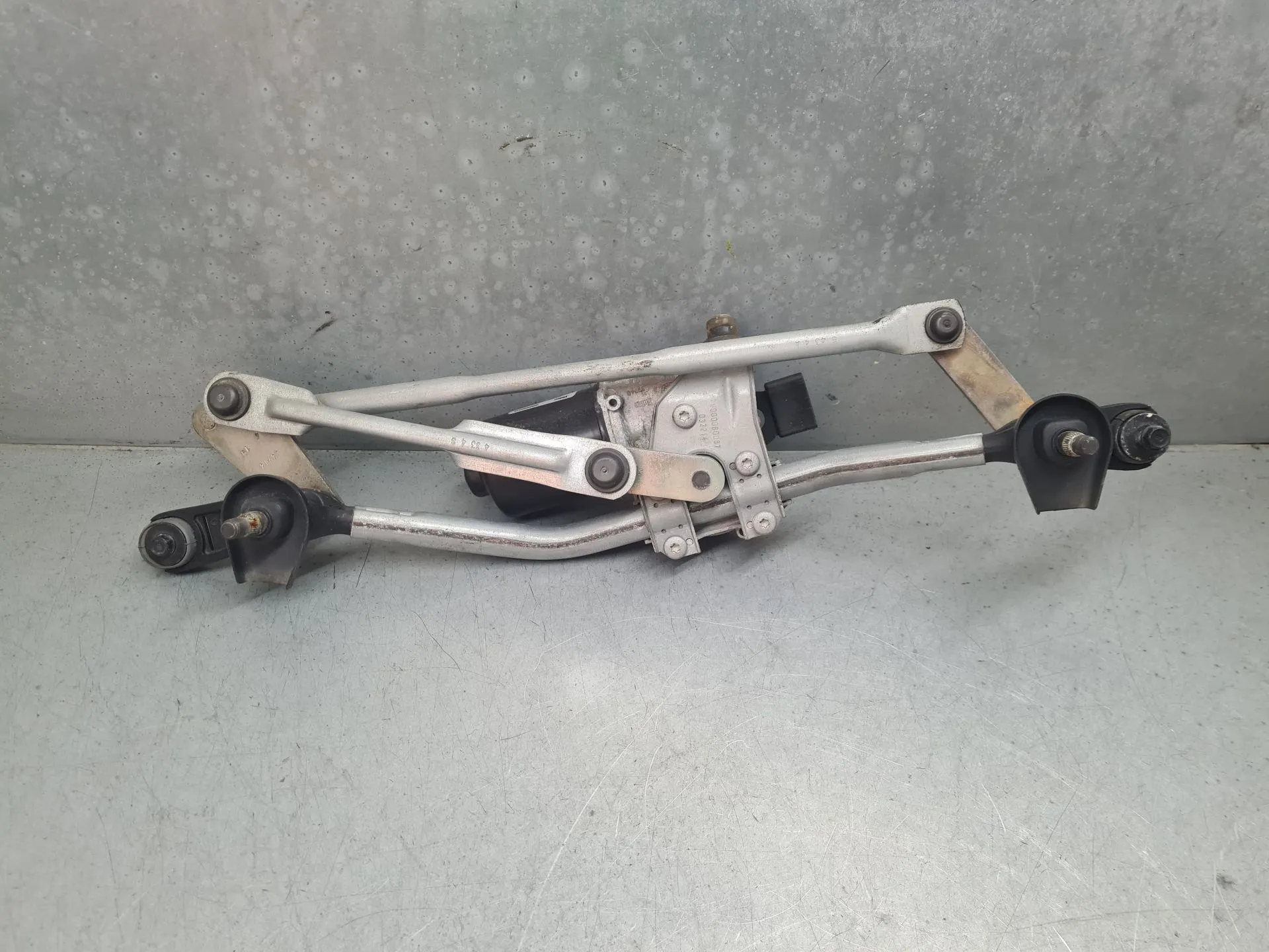 Motor limpiaparabrisas Frente HYUNDAI i20 (GB) Imagem-1