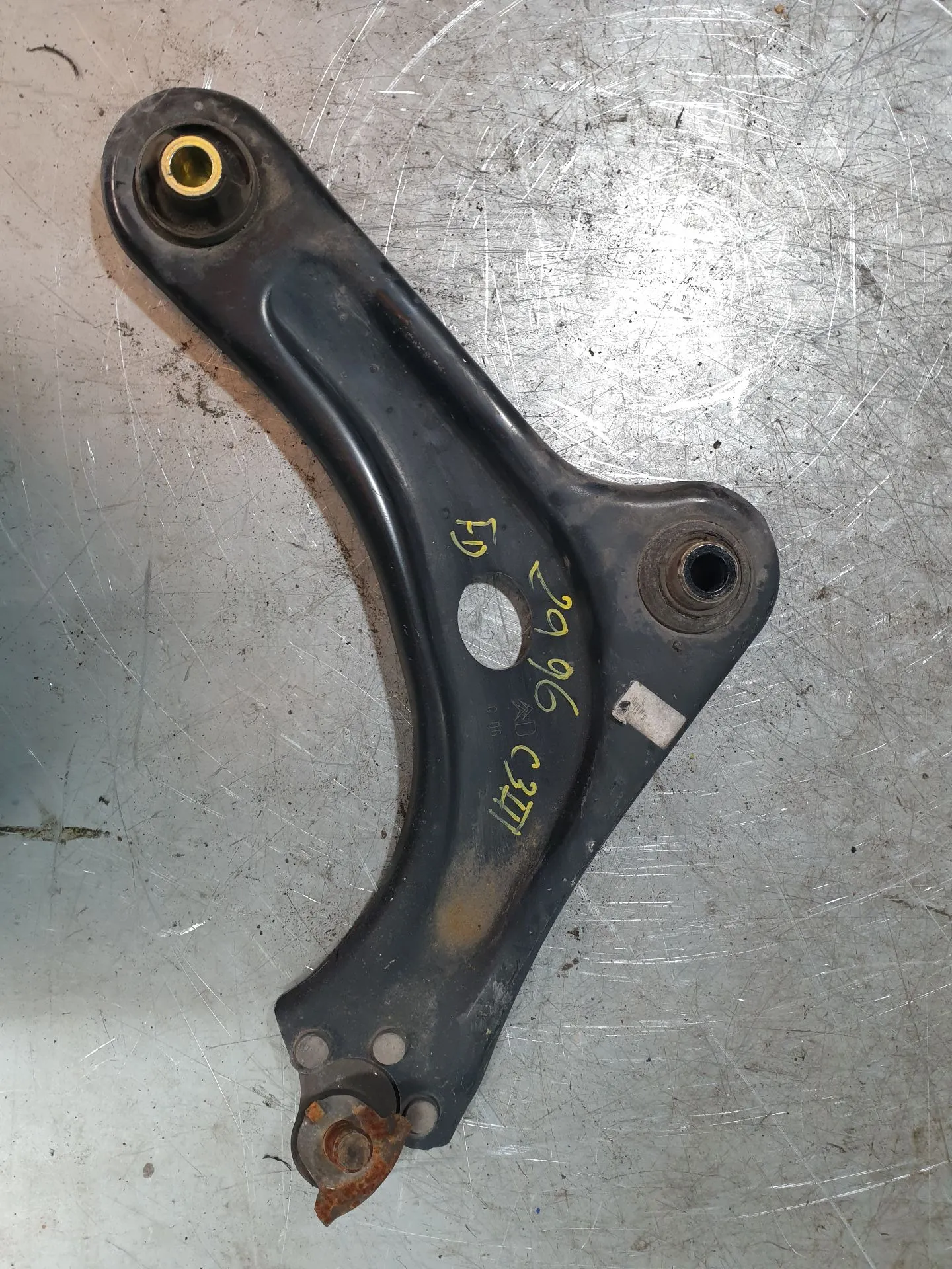 Braccio di sospensione anteriore destra CITROËN C3 III (SX)