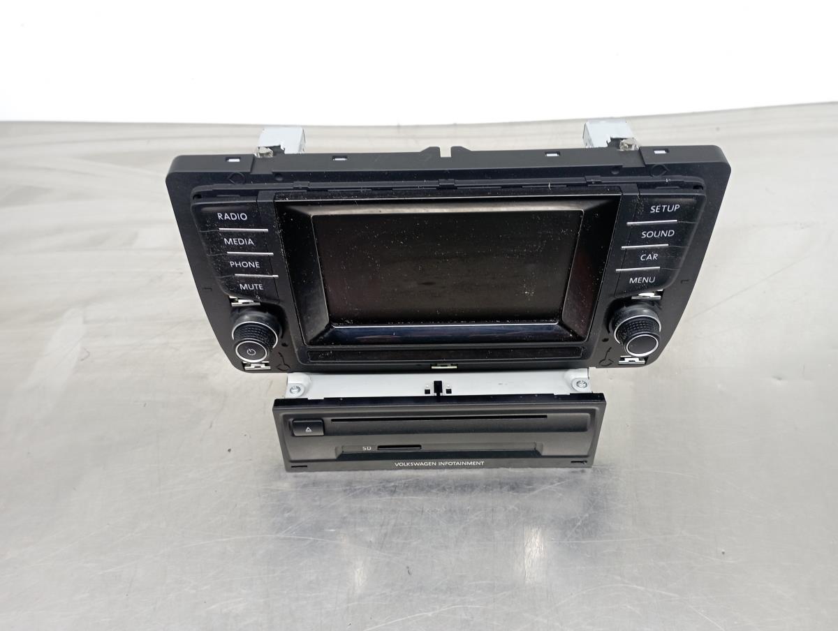 Rádio / auto-rádio VOLKSWAGEN Golf VII (5G1, BQ1, BE1, BE2)