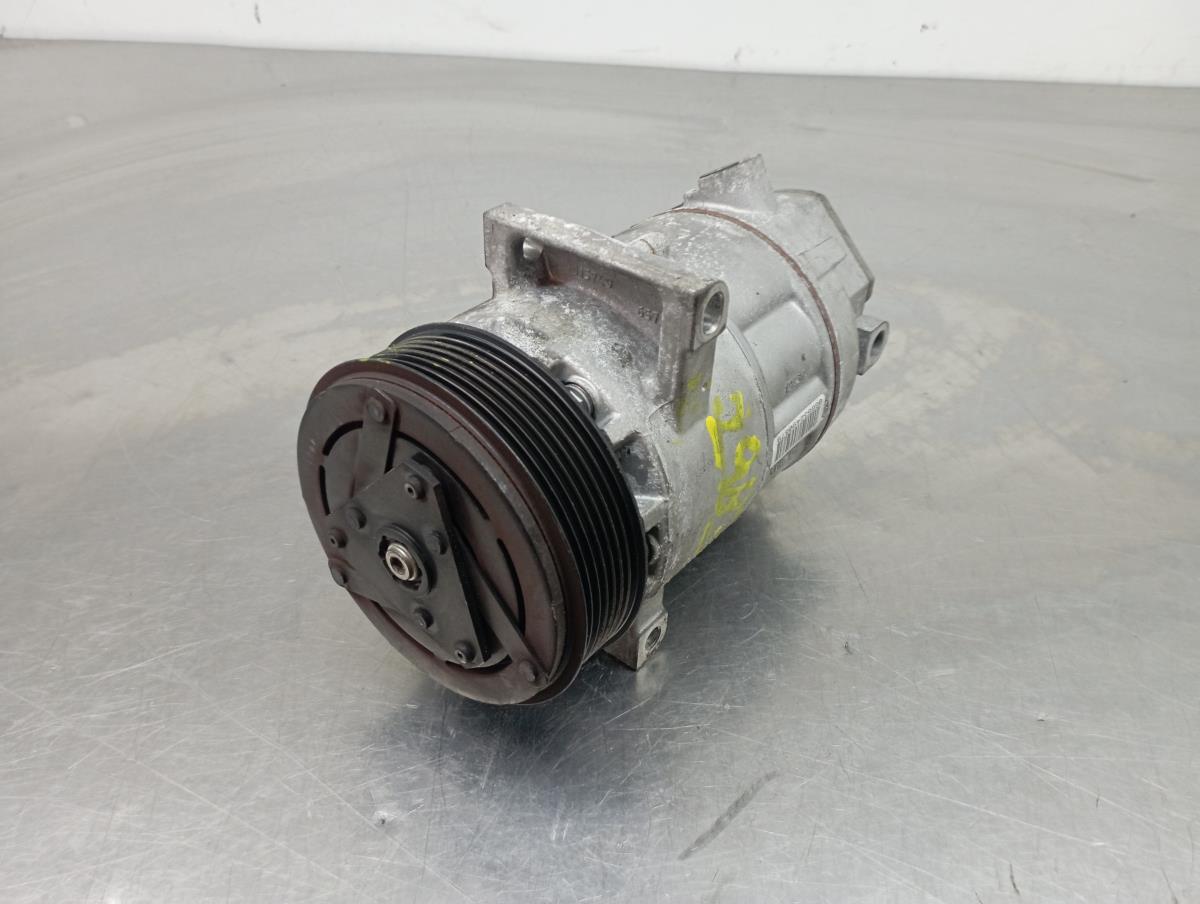 Compressore A/C RENAULT Captur (J5_) Imagem-1