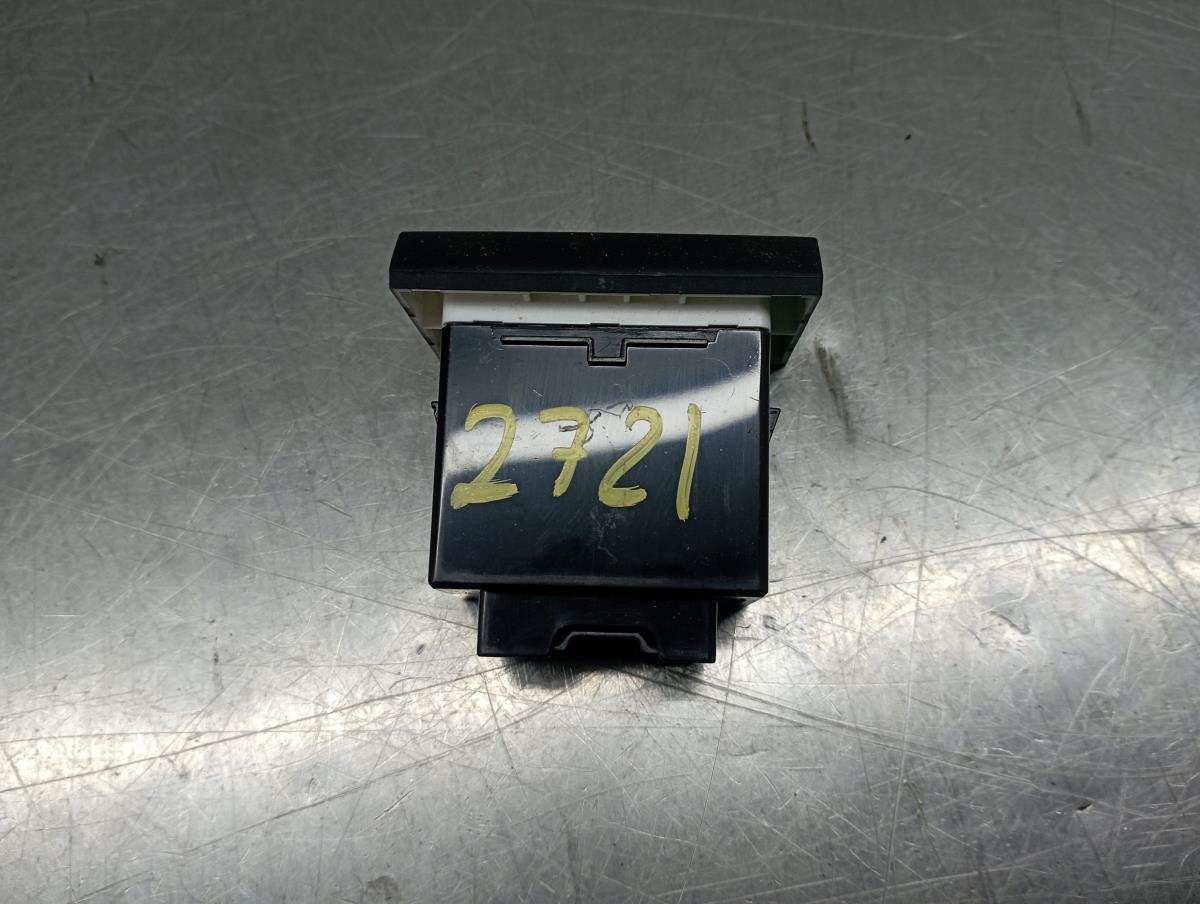 Módulo USB / AUX / IPOD KIA Rio IV (YB) Imagem-1