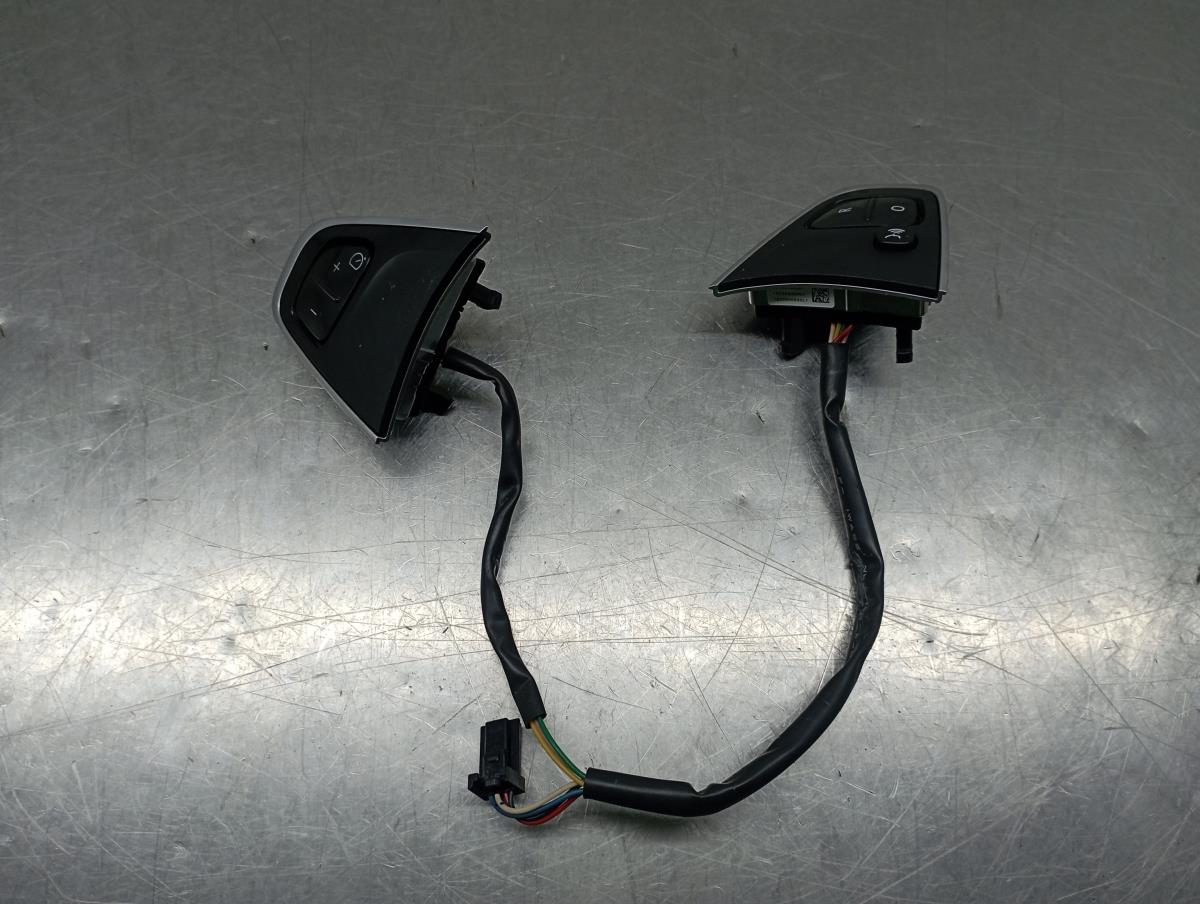 Comandos do volante RENAULT Clio IV Société