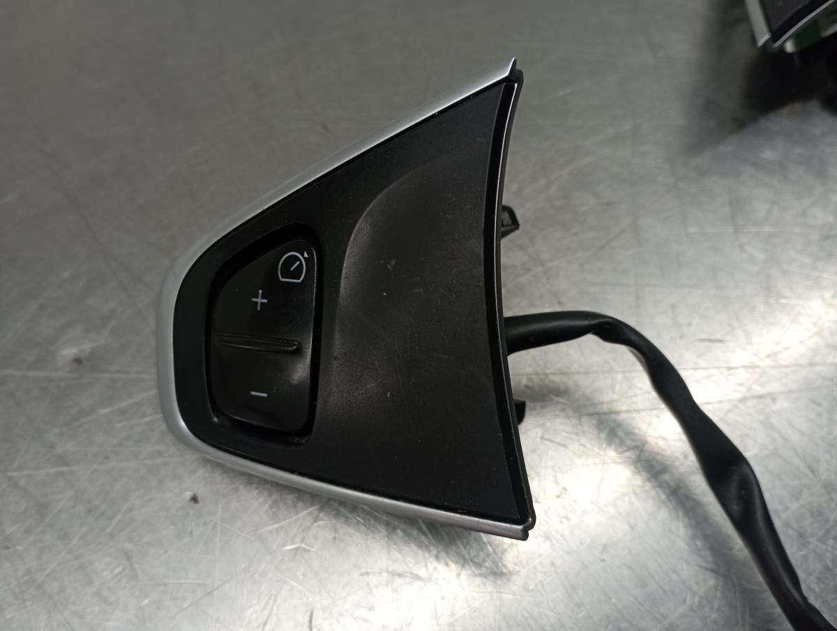 Comandi al volante RENAULT Clio IV Société Imagem-1