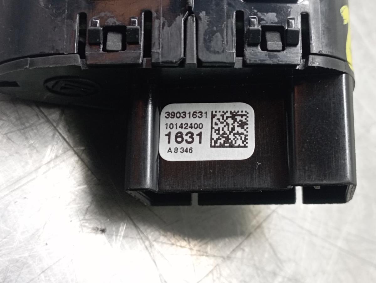 Comando / botão / interruptor multifunções OPEL Corsa E Imagem-4