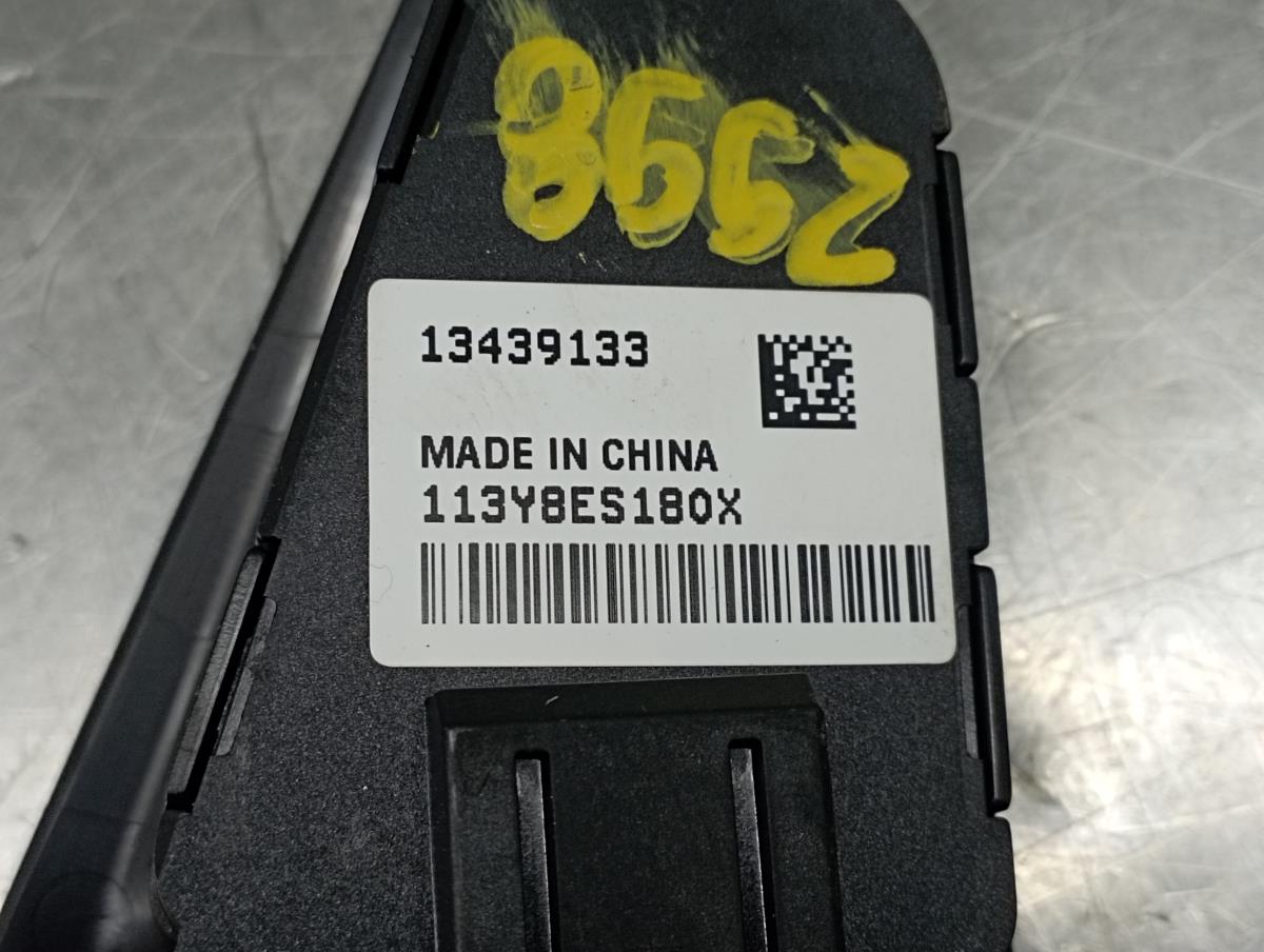 Steering wheel controls OPEL Corsa E Imagem-3