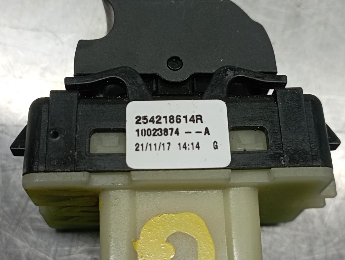 Mando / interruptor elevalunas delantero derecho RENAULT Clio IV Société Imagem-4