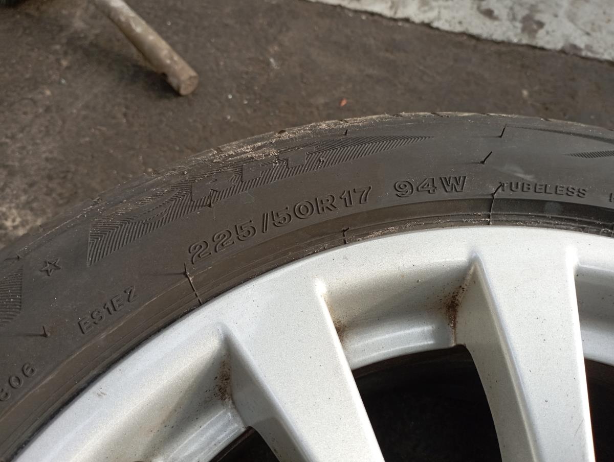 Pneu BMW 3 Touring (F31) Imagem-1