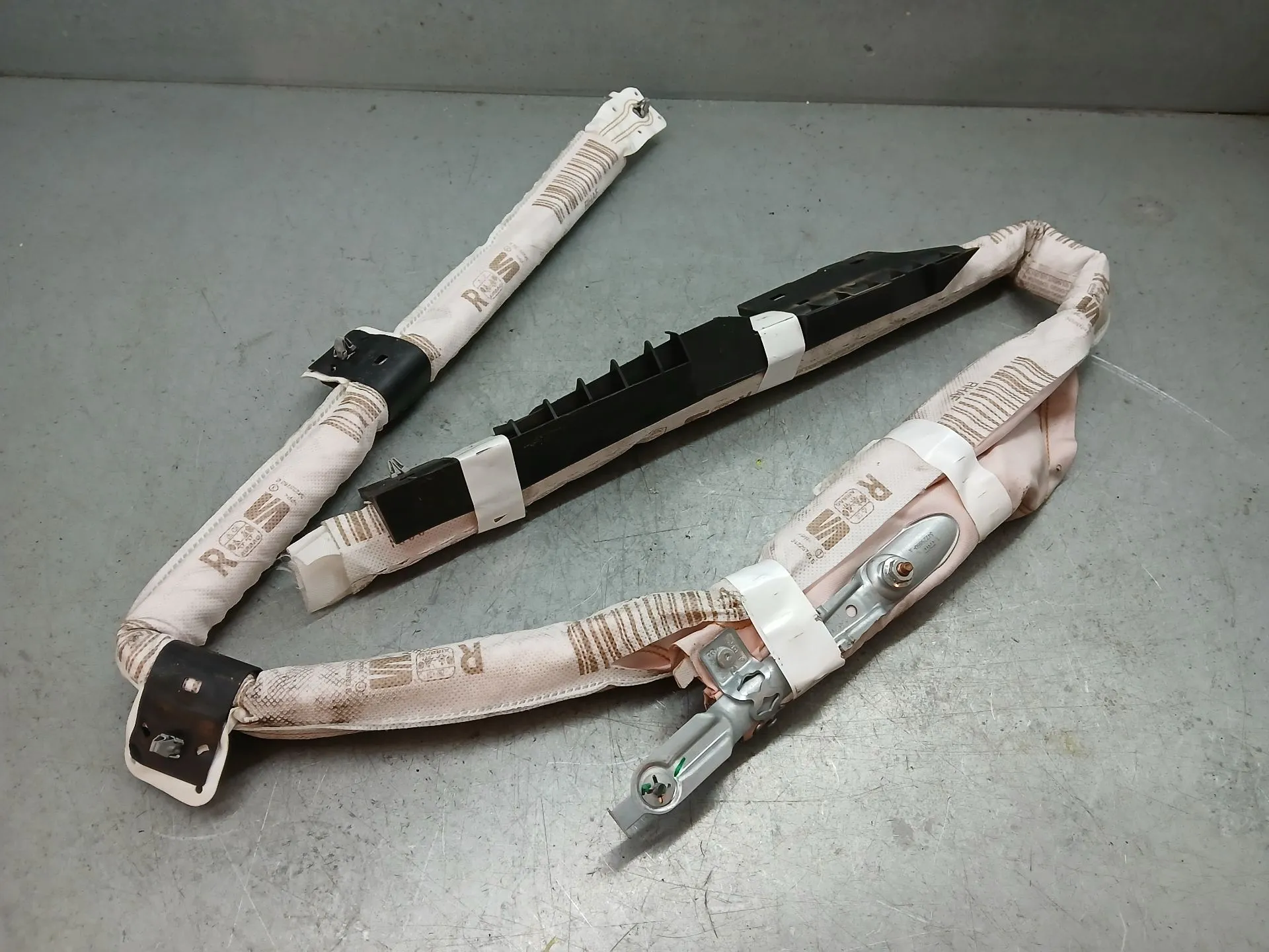 Airbag Rideau Droite SEAT Arona (KJ7) Imagem-1