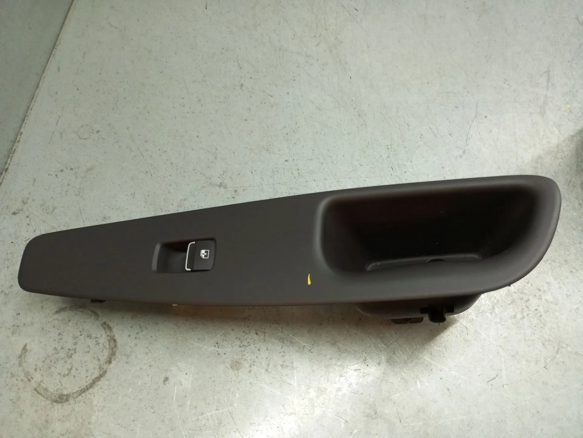 Mando / interruptor elevalunas delantero derecho HYUNDAI Santa Fé IV (TYM)