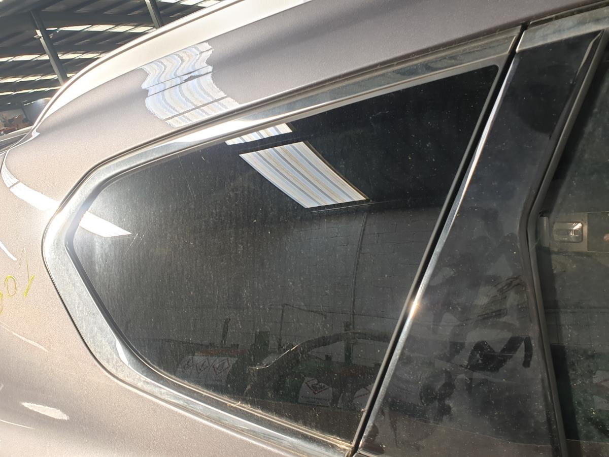 Vetro del pannello posteriore destro HYUNDAI Santa Fé IV (TYM)