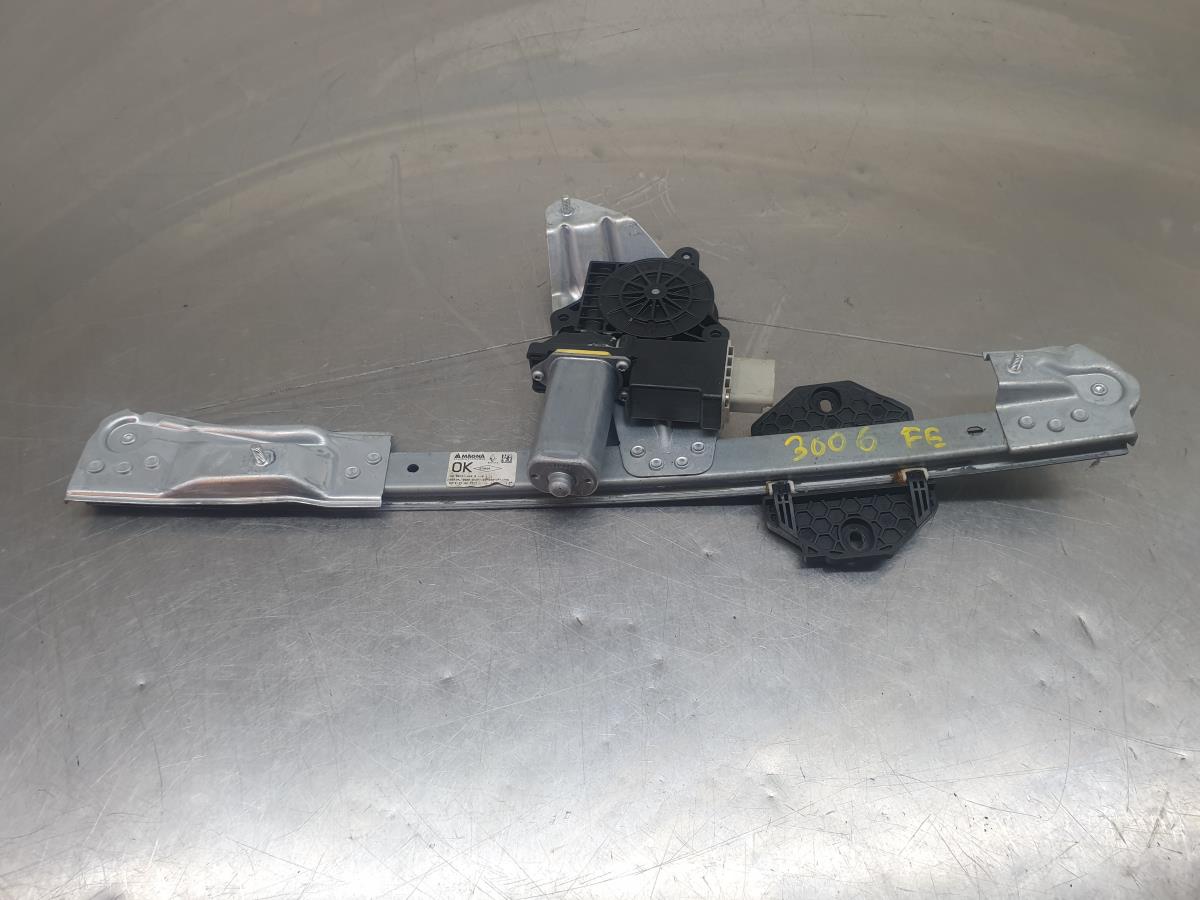 Lève-vitre avant gauche DACIA Sandero II (5S_)