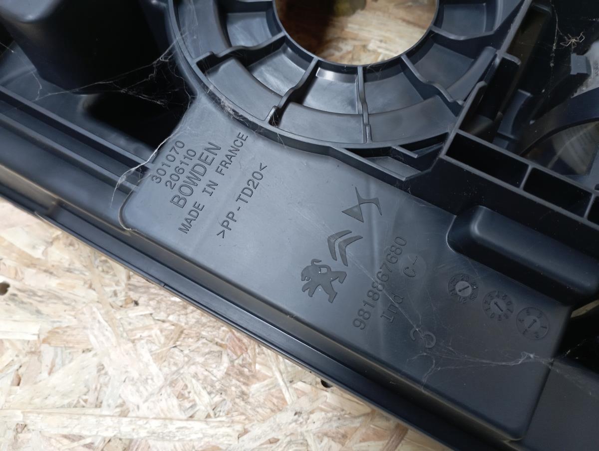 Air pump PEUGEOT 208 II Imagem-2