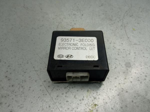 Módulo de confort KIA Sorento I (JC) Imagem-3