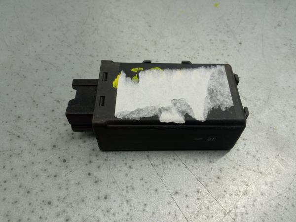 Módulo confort NISSAN X-Trail (T30)