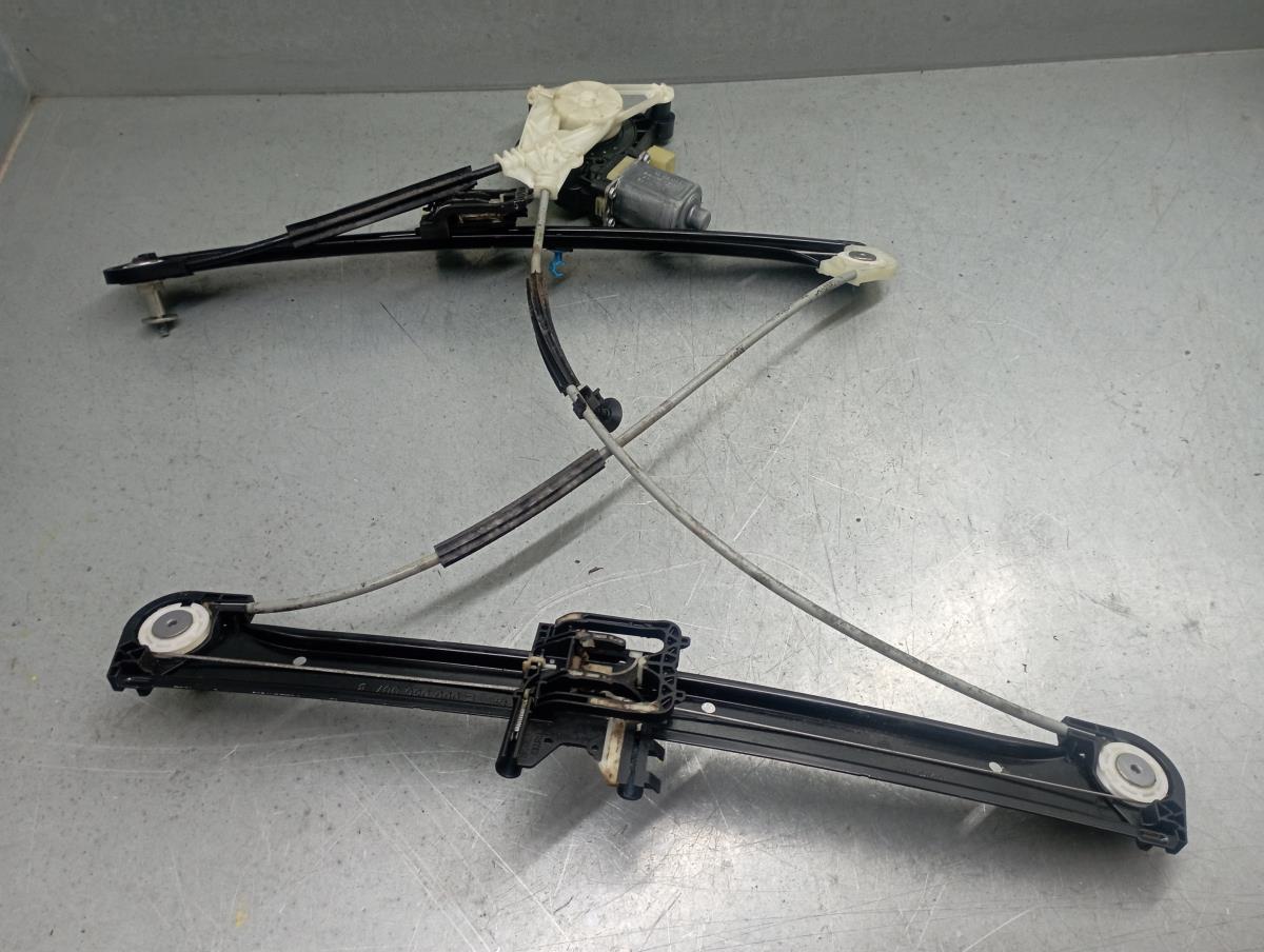 Lève-vitre avant gauche AUDI A3 Sportback (8VA, 8VF) Imagem-1