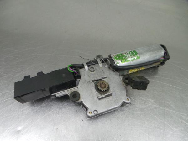Moteur toit ouvrant MERCEDES-BENZ Classe C (W202) Imagem-1