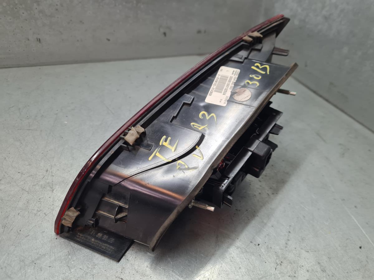 Left Tailgate light  AUDI A3 Sportback (8VA, 8VF) Imagem-1