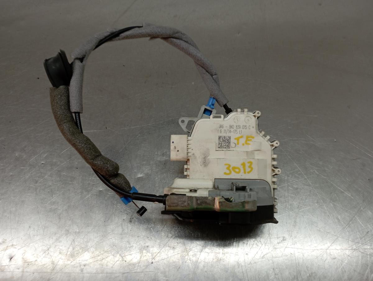 Serratura / chiusura posteriore Sinistra AUDI A3 Sportback (8VA, 8VF)